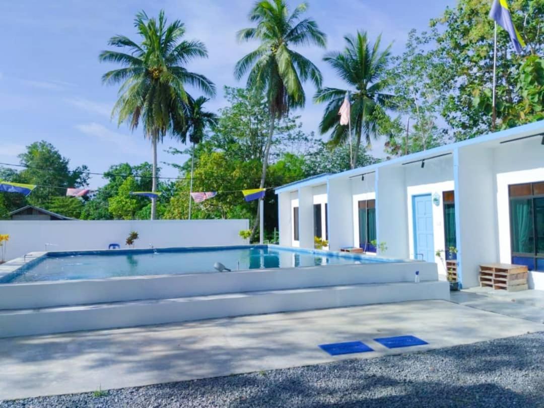 Adana Homestay & Pool Kangar Exterior foto